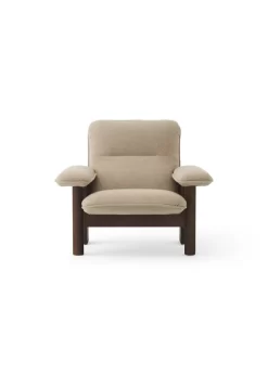 MENU Brasilia Lounge Chair, Walnut - Bouclé 02 -Furniture Deals Store 8052002 009A09ZZ Brasilia Lounge Chair Walnut Boucl02 Front
