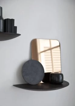 MENU Gridy Fungi Shelf, Medium, Black -Furniture Deals Store Gridy Fungi Shelf Location 05 Download 300dpi JPG 28RGB29 198769