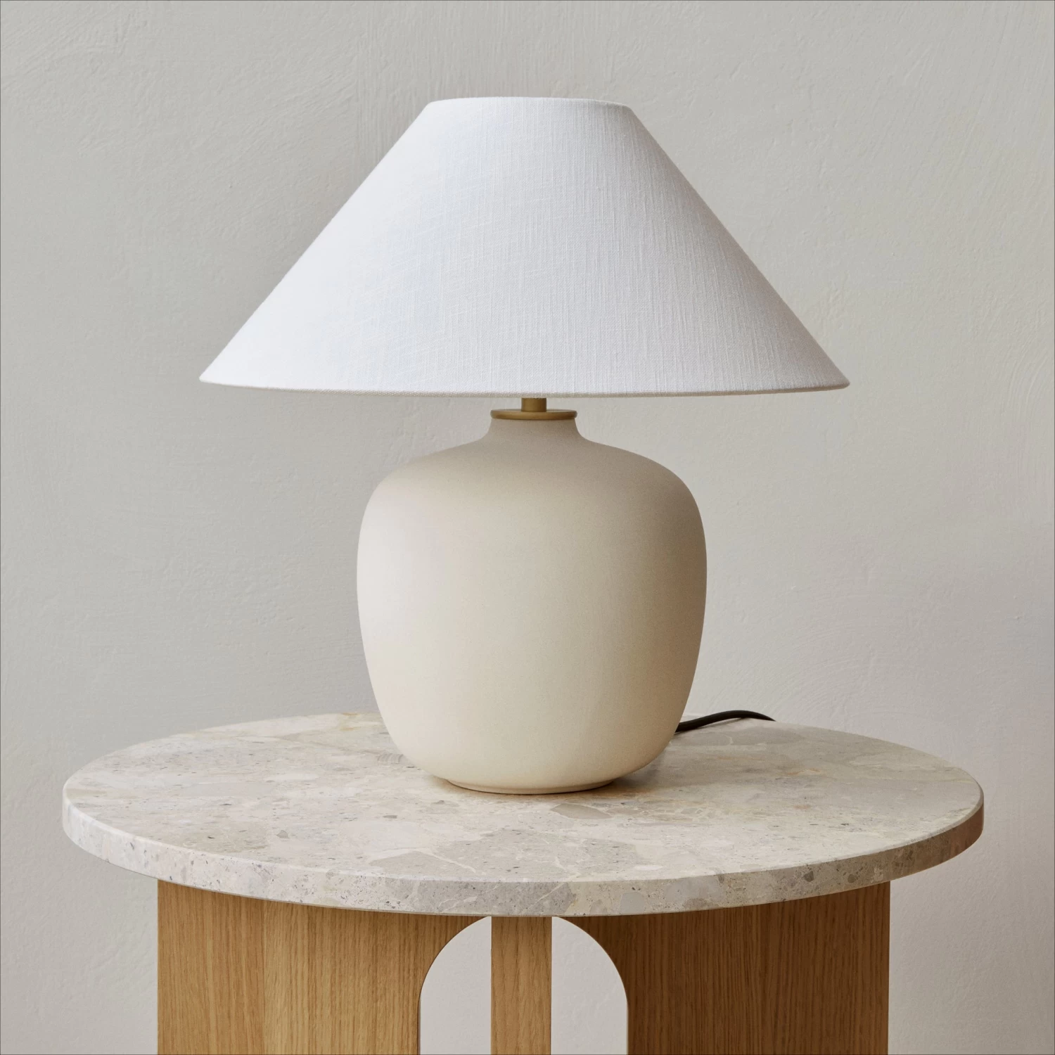 Androgyne Side Table Ø50 By Menu 4 Androgyne Side Table Ø50 By Menu - Image 4